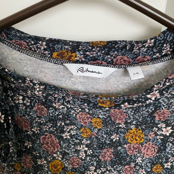 RW&CO floral blouse top - Picture 2 of 4